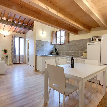 Residenza Monna Lisa Apartment *